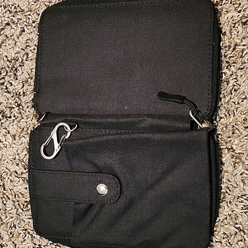 Wallet - Picture 3 of 7